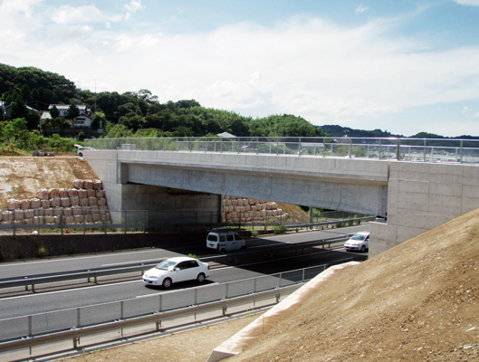 松江跨道橋